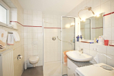 Bad - Betreutes Wohnen im Zentrum – helle 3-Zimmer-Wohnung mit Balkon