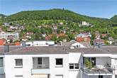 West-Ansicht - Helle Penthouse-Wohnung mit ca. 60 m² Außenfläche: Große Dachterrasse, Loggia und Balkon