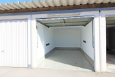 Garage - Modernisiert und bezugsfertig – gepflegte 3-Zimmer-Wohnung mit Balkon und Garage
