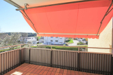 Markise - Modernisiert und bezugsfertig – gepflegte 3-Zimmer-Wohnung mit Balkon und Garage
