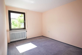 Schlafzimmer / Einliegerwohnung - Attraktives Wohnhaus mit Einliegerwohnung in bevorzugter Wohnlage