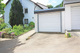 Garage - Attraktives Wohnhaus mit Einliegerwohnung in bevorzugter Wohnlage