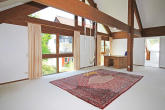 Großzügiges Dachstudio